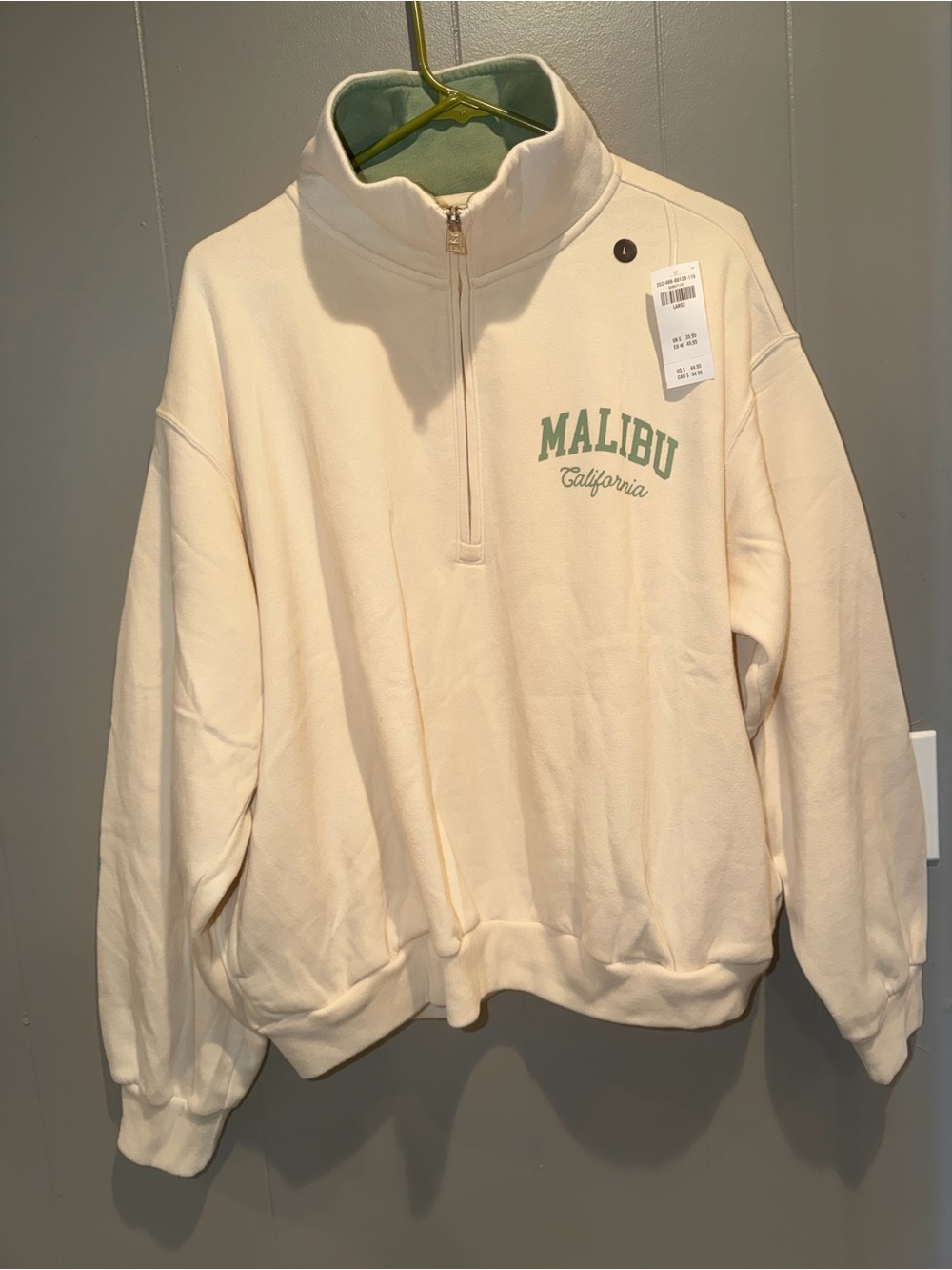 NWT Hollister Easy Malibu California Graphic Half-Zip Sweatshirt Size L